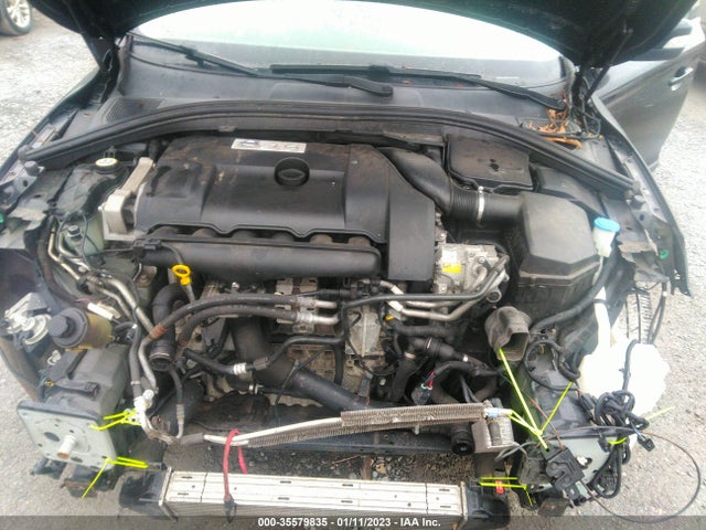 YV4992DZ4A2018974 Volvo XC60