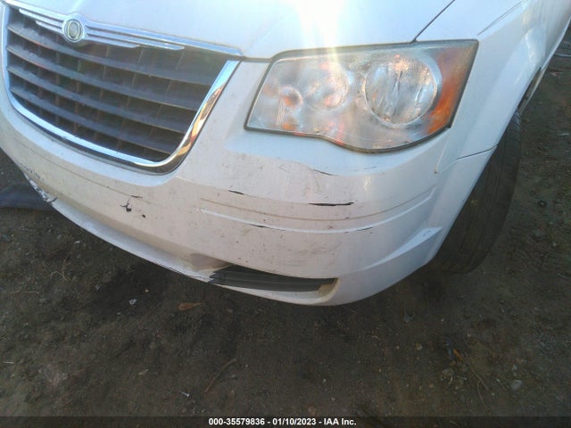 2008 CHRYSLER TOWN & COUNTRY LX VIN: 2A8HR44H78R725251