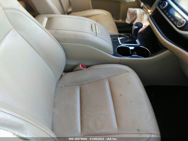 2015 TOYOTA HIGHLANDER XLE VIN: 5TDKKRFH9FS096253