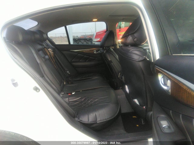 2017 Infiniti Q50, VIN: JN1EV7AP8HM737403