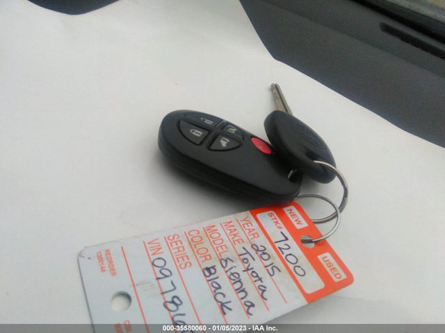 Aukcja sprzedaży 2015 Toyota Sienna Le, vin: 5TDJK3DC2FS097860, numer aukcji: 35580060