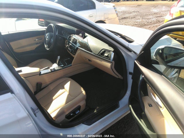 2018 BMW 3 Series, VIN: WBA8A3C5XJA357834
