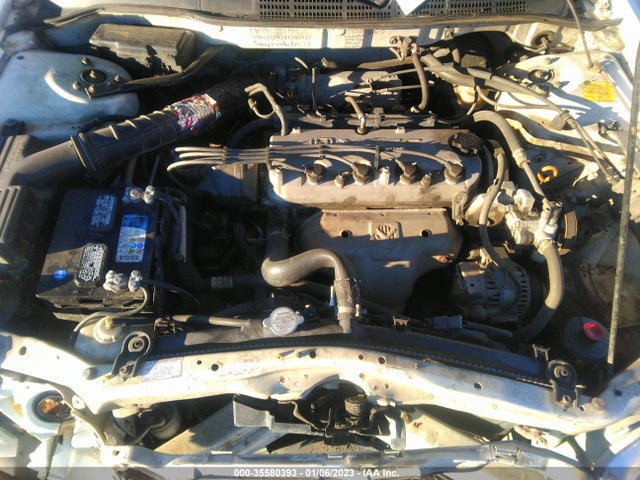 1998 HONDA ACCORD SDN LX VIN: 1HGCG5643WA149913