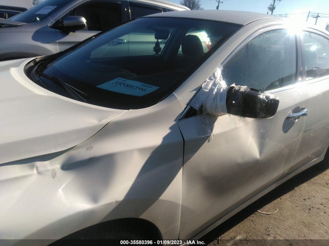 2018 Nissan Altima, VIN: 1N4AL3AP5JC138549