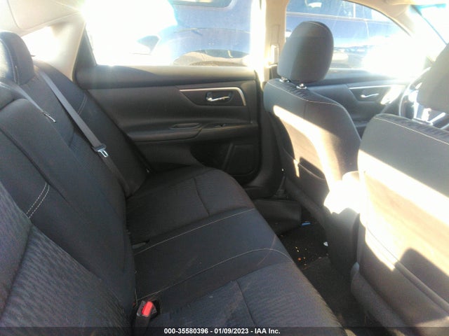 2018 Nissan Altima, VIN: 1N4AL3AP5JC138549