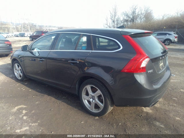 2015 Volvo V60, VIN: YV1612SB1F1192253