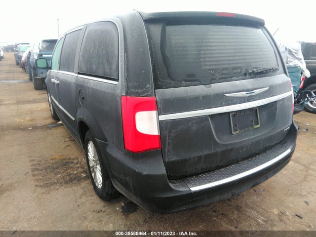 2C4RC1GG8CR200206 Chrysler Town & Country Limited