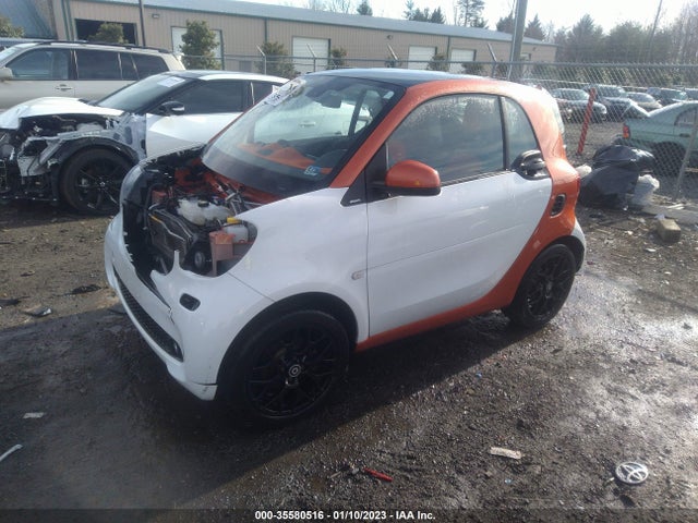 2016 Smart Fortwo, VIN: WMEFJ5DA5GK057480