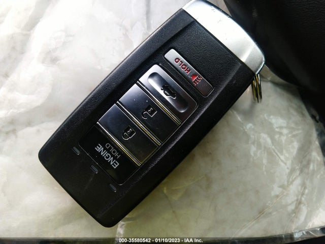 2019 Acura TLX, VIN: 19UUB1F34KA010628