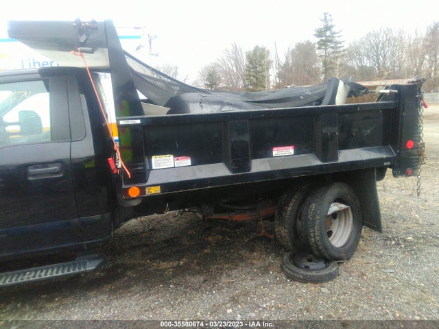 2018 Ford F-550, VIN: 1FDUF5HY7JED03364
