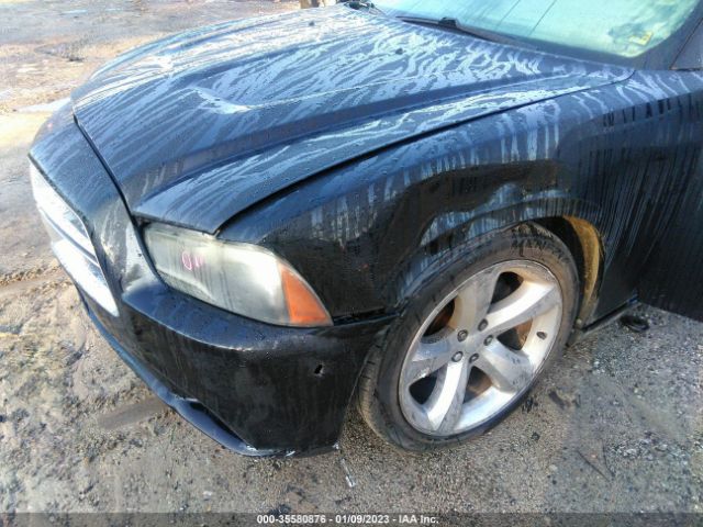 2C3CDXHGXEH124943 Dodge Charger Sxt