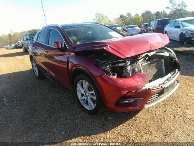 2018 Infiniti QX30, VIN: SJKCH5CP3JA049603