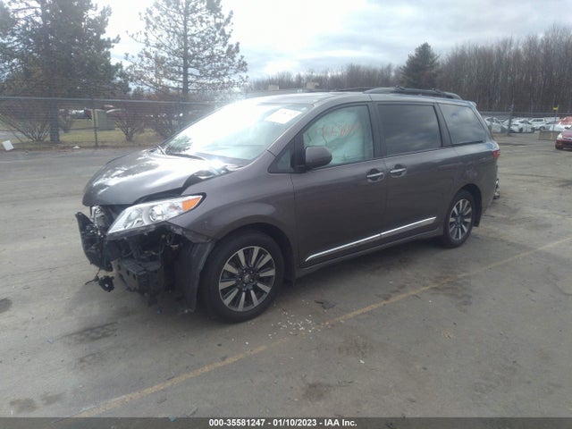 2019 Toyota Sienna, VIN: 5TDDZ3DC0KS212510