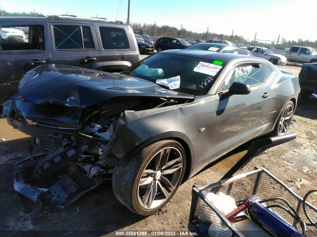 Chevrolet Camaro 1lt 2018 1G1FB1RX7J0165743 Image 2