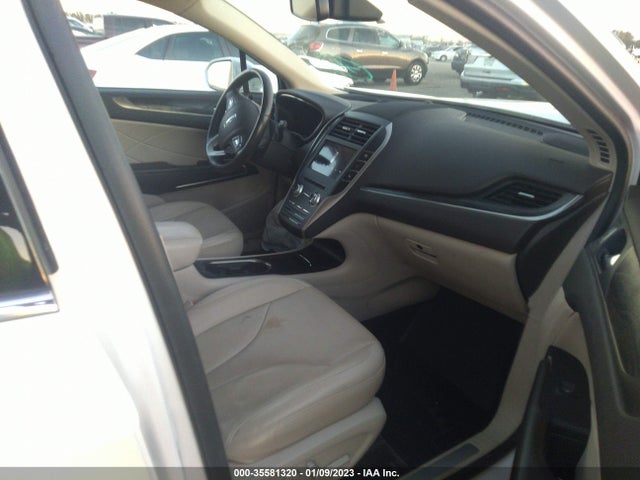 2018 Lincoln MKC, VIN: 5LMTJ3DHXJUL14415
