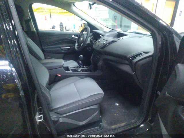 Ford ESCAPE SE 2017 1FMCU9GD1HUC36817 Image 6