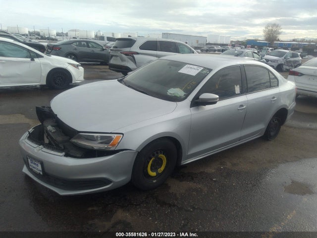 2014 VOLKSWAGEN JETTA SEDAN SE VIN: 3VWD17AJXEM246439