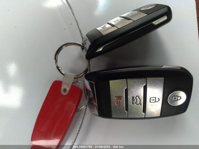 5XYPK4A51KG595089 KIA Sorento Sx Limited V6
