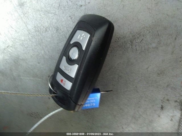 BMW 5 Series 550i 2013 WBAFR9C59DDX79535 Image 3