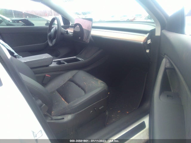 Tesla Model Y Long Range 2021 5YJYGDEE5MF183901 Image 5