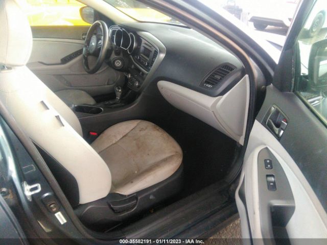 KNAGM4A74F5556102 KIA Optima Lx