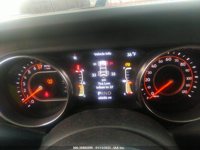1C4HJXEG0JW312669 Jeep Wrangler Unlimited Moab