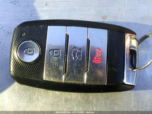5XYPK4A53JG369490 KIA Sorento Sx V6