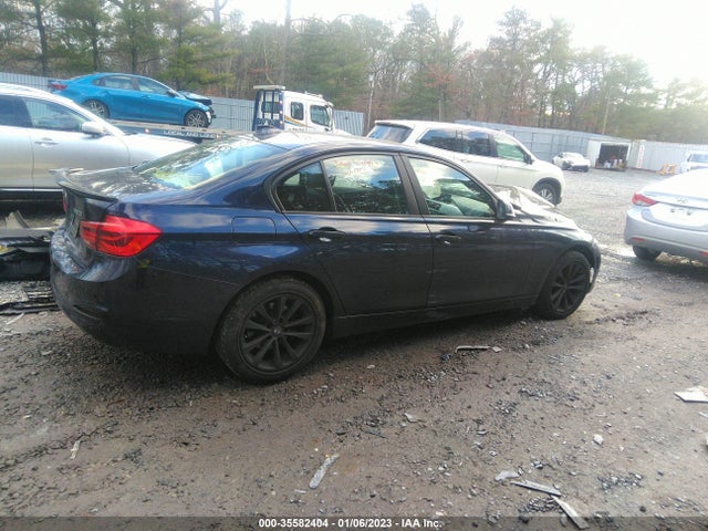 2017 BMW 3 Series, VIN: WBA8E5G38HNU43896