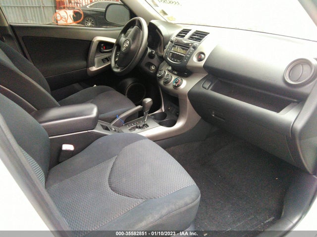 2006 TOYOTA RAV4 SPORT VIN: JTMBK32V466004197