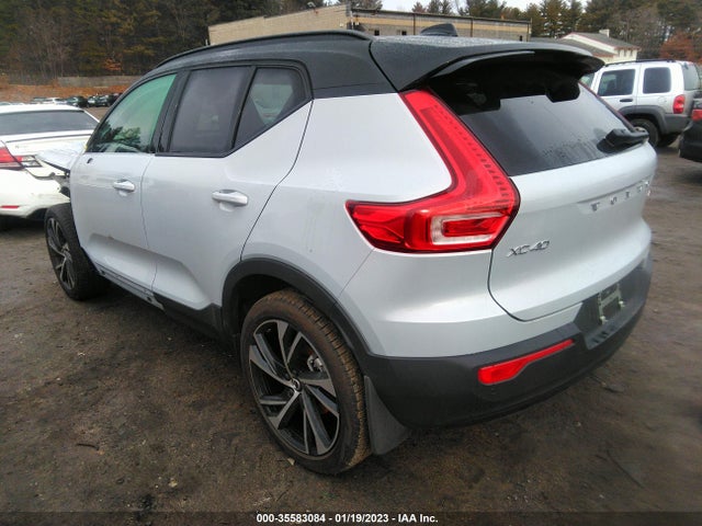 2022 Volvo XC40, VIN: YV4162UM0N2786290