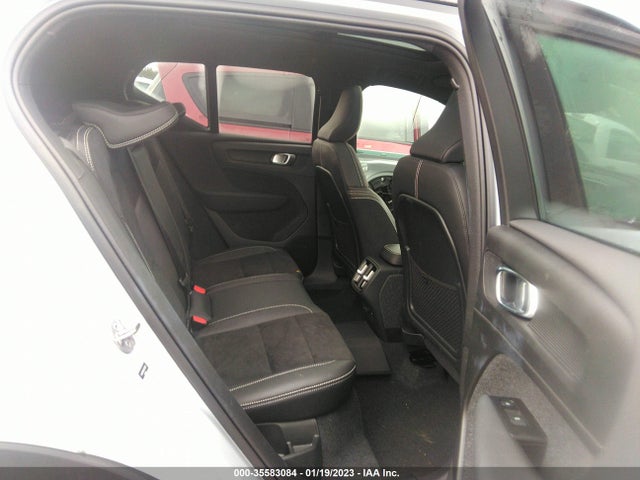 2022 Volvo XC40, VIN: YV4162UM0N2786290