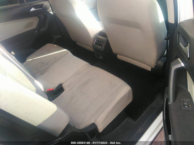 Volkswagen TIGUAN S 2018 3VV1B7AX4JM070586 Image 10