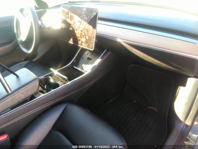 Tesla Model Y 2020 5YJYGDEE5LF014413 Image 6