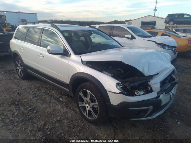2015 Volvo XC70, VIN: YV4902NC3F1199843