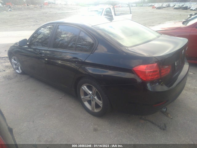 WBA3B1G56ENS80030 BMW 3 Series 320i