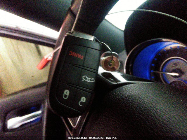 2014 CHRYSLER 300 300S VIN: 2C3CCABG3EH135890