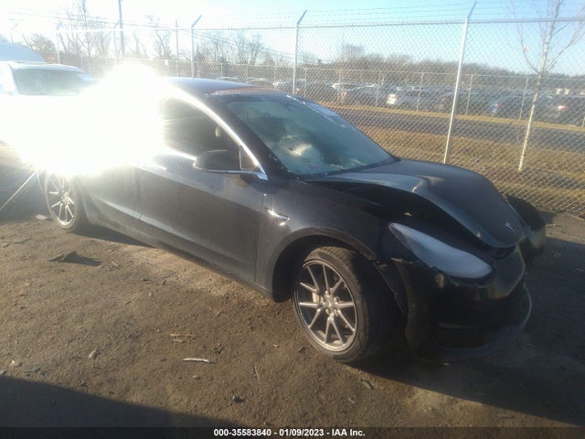 2019 Tesla 3, VIN: 5YJ3E1EAXKF190027