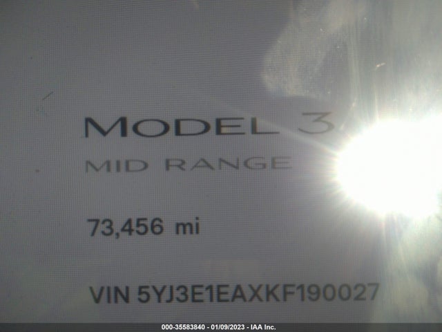 2019 Tesla 3, VIN: 5YJ3E1EAXKF190027