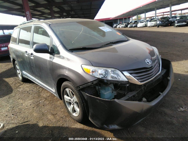 2017 Toyota Sienna, VIN: 5TDKZ3DC1HS854976