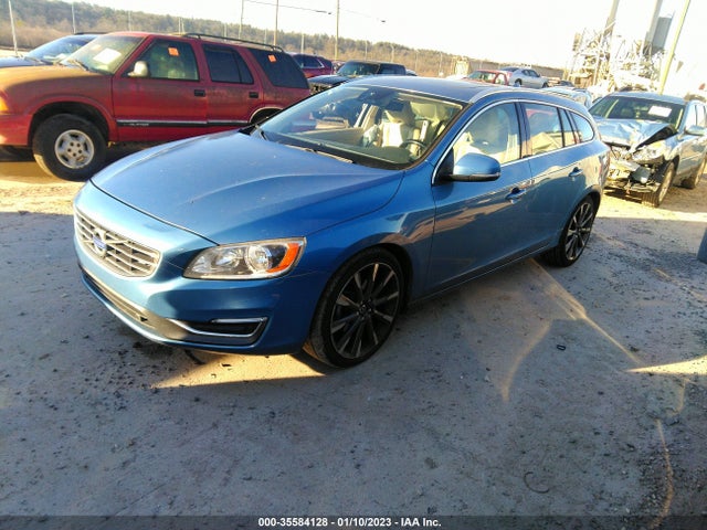 2015 Volvo V60, VIN: YV140MEKXF1251012