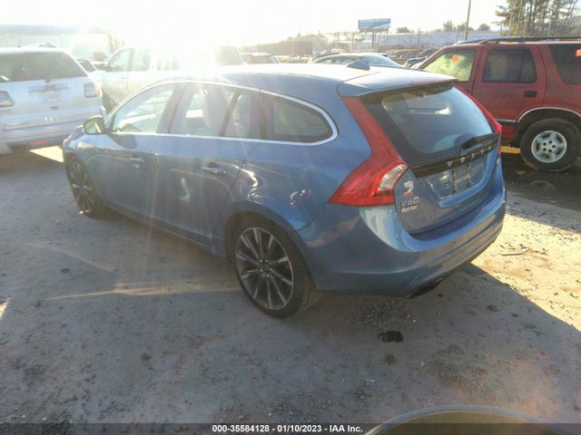 2015 Volvo V60, VIN: YV140MEKXF1251012