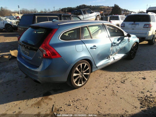 2015 Volvo V60, VIN: YV140MEKXF1251012