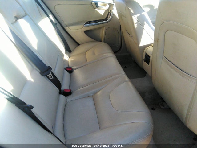 2015 Volvo V60, VIN: YV140MEKXF1251012