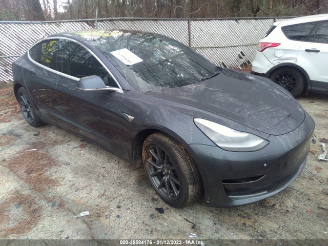 2018 Tesla 3, VIN: 5YJ3E1EA1JF153530