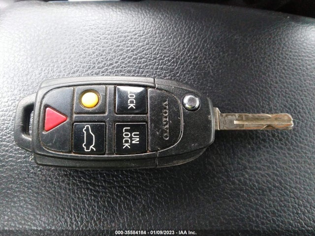 Volvo S60 2.5T 2009 YV1RS592492727091 Image 3