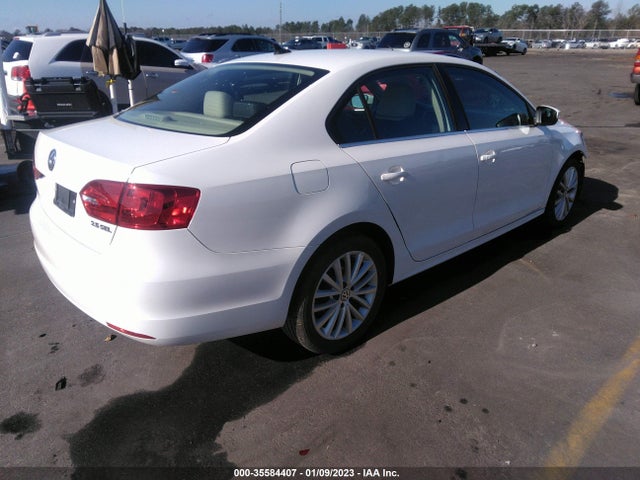 3VWLX7AJ1DM378305 Volkswagen Jetta Sedan Sel W/nav