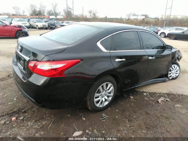 1N4AL3AP7HN365384 Nissan Altima 2.5 S
