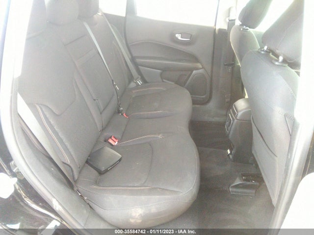 2019 Jeep Compass, VIN: 3C4NJCAB0KT613097