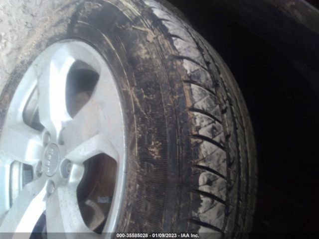 3C4NJDBB1KT641429 Jeep Compass Latitude