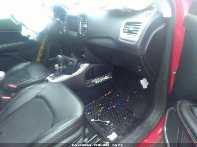 3C4NJDBB1KT641429 Jeep Compass Latitude